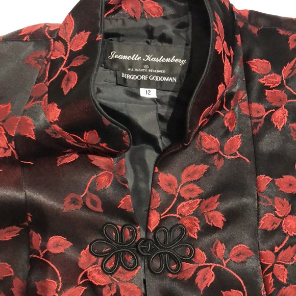 Black red silk floral blazer - Picture 3 of 3